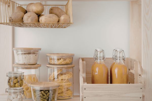 how to organize your pantry