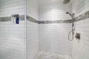 How to Replace Bathroom Caulk Around a Tub or Shower